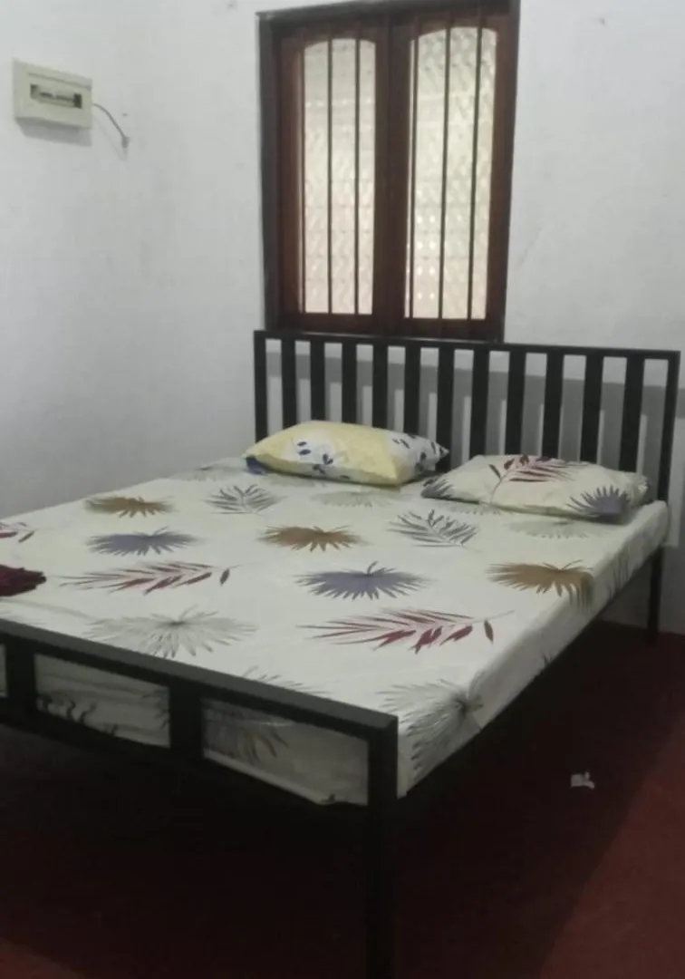 Bed and Breakfast Tourist Guest Home Katunayaka